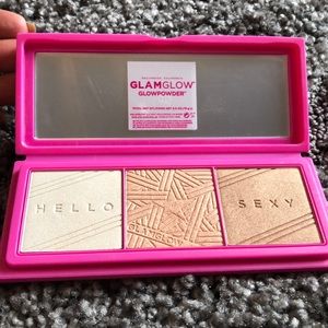 Glam Glow highlight pallet